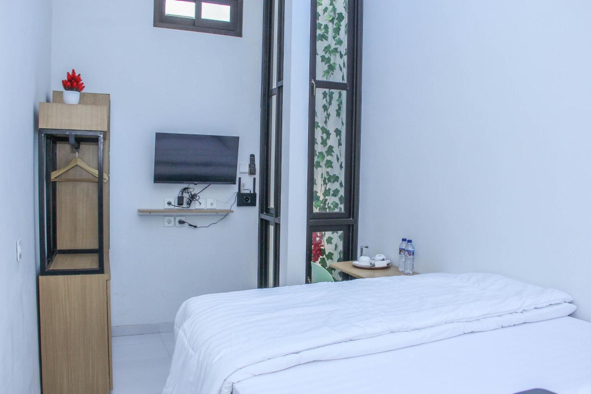 בנדונג Laswi Syariah Guest House מראה חיצוני תמונה