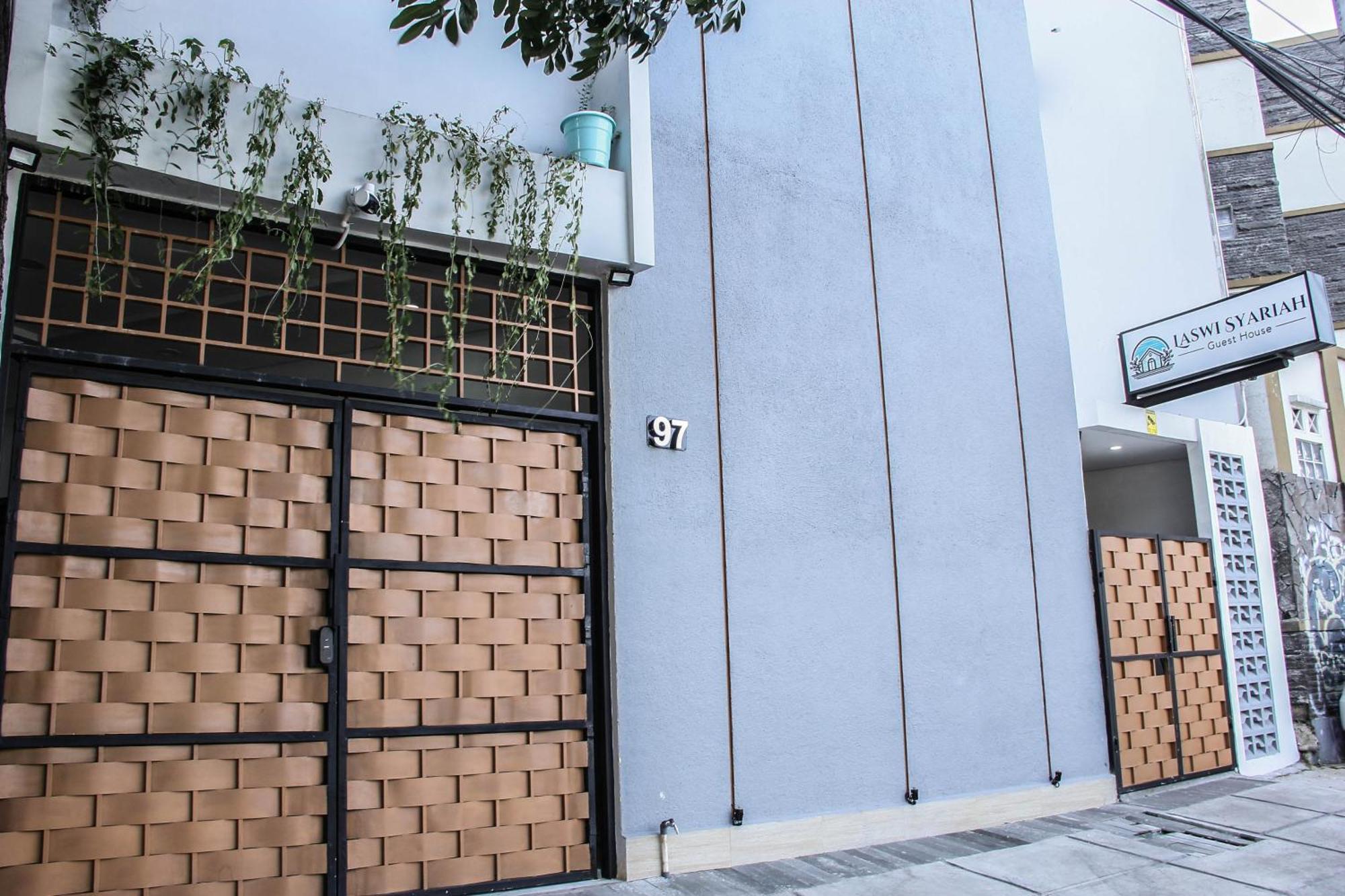 בנדונג Laswi Syariah Guest House מראה חיצוני תמונה